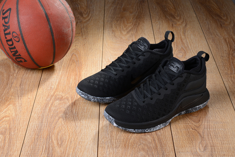 Nike LeBron Witness 2 Flyknit All Black